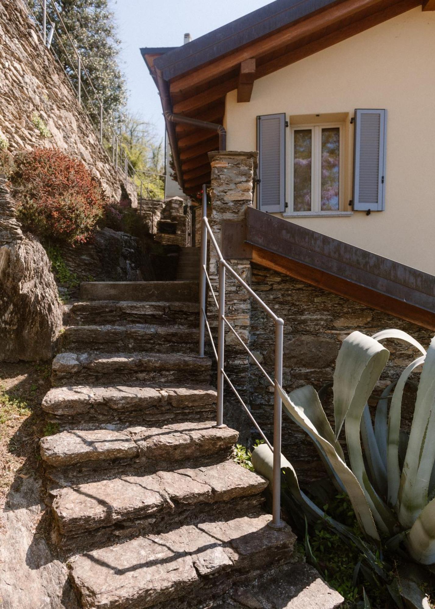 Charming Moment Di Villa Porta - Casa Dolce Luino Exteriér fotografie